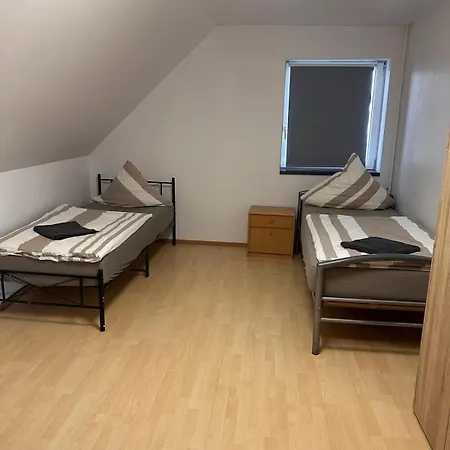 Ses12a 2-og 3zimmer Möbilierte In Wolfsburgs Zentrum Apartment *